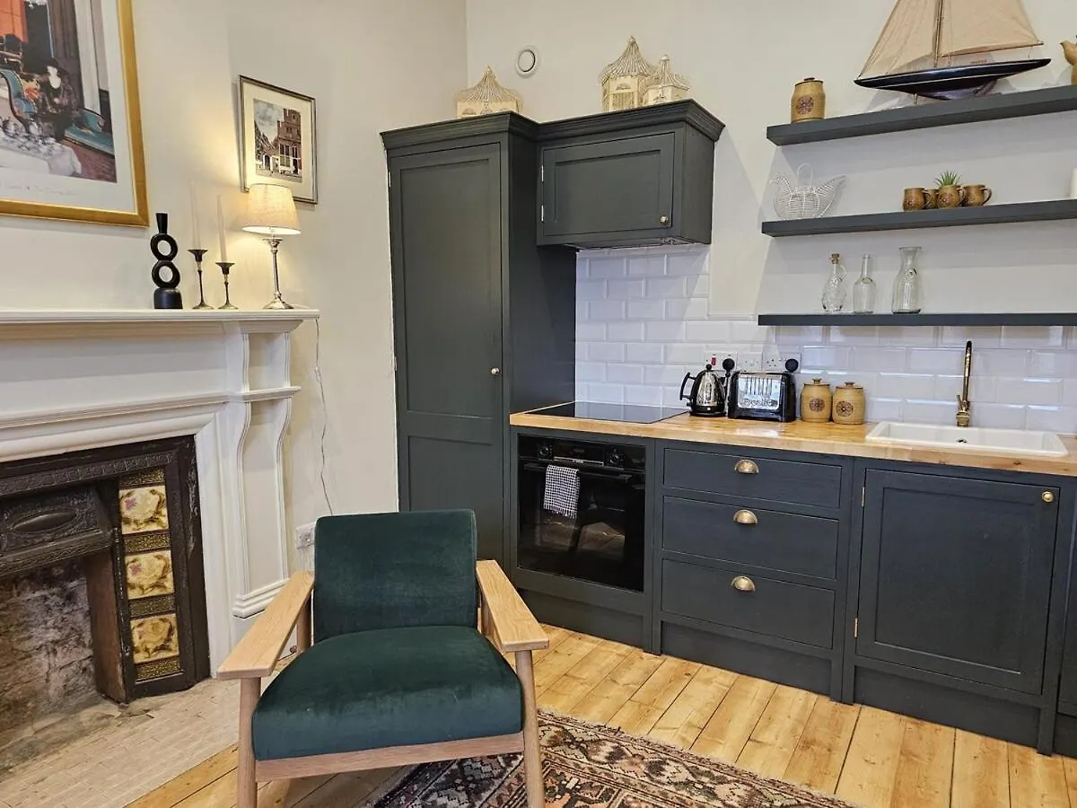 Comely Bank Coorie Edinburgh 0*,  Birleşik Krallık